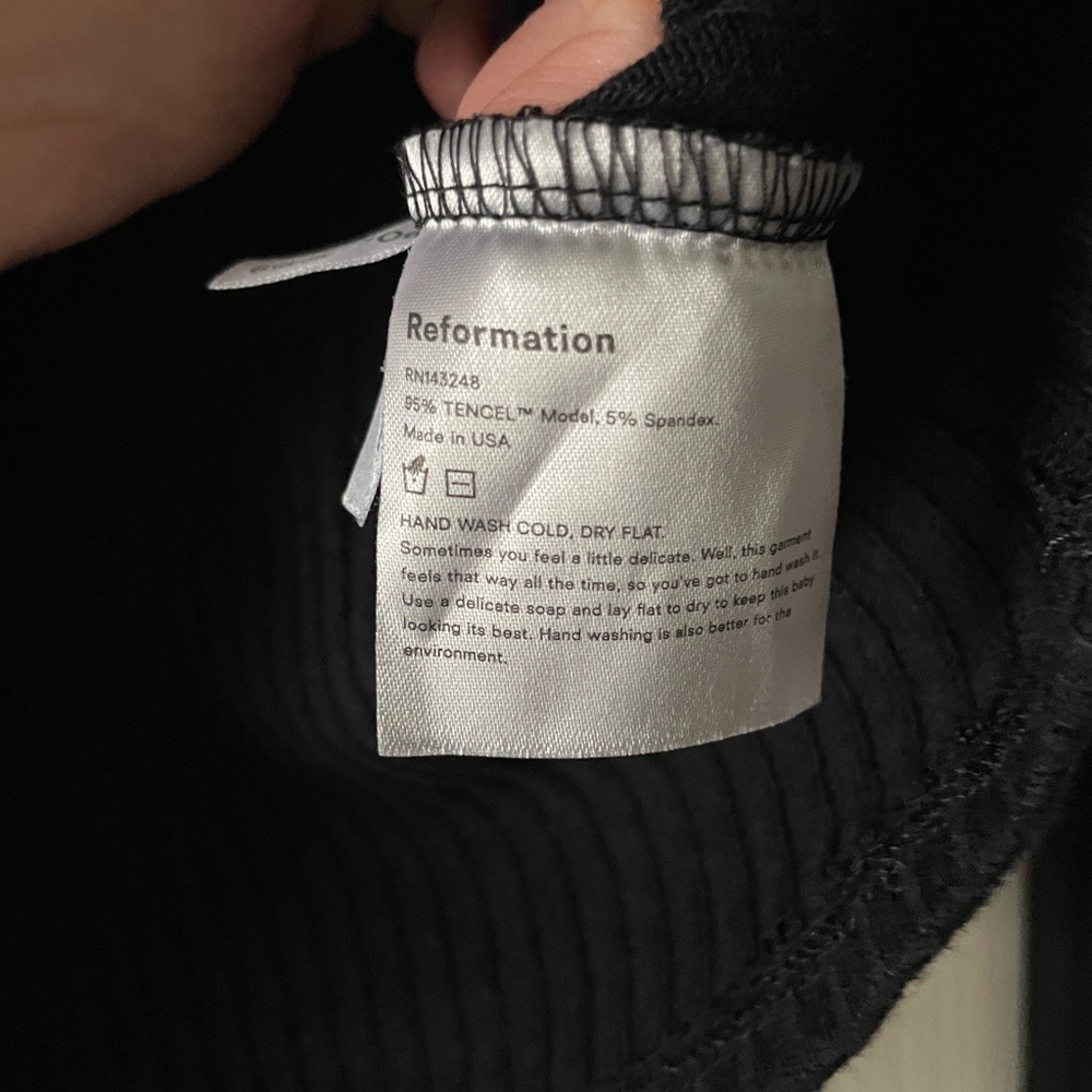 Reformation Black Ribbed Knit Top - Picture 4 of 6